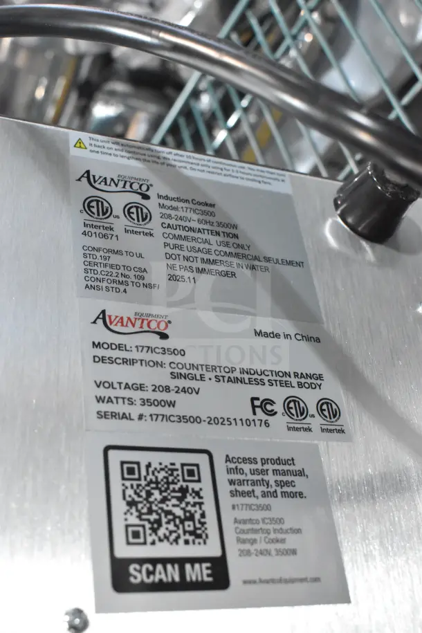 BRAND NEW SCRATCH AND DENT Avantco 177IC3500 Countertop Induction Range, 3500W, 208-240V, stainless steel, model info shown.