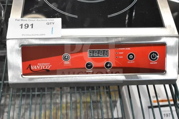 BRAND NEW Avantco 177IC3500 countertop induction range, 208-240V, 1 phase. Features scratch and dent condition, digital controls.