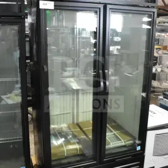 Brand new True GDM-35F-HC 2-door reach-in freezer merchandiser, scratch and dent, 2025 model, 115V, commercial use.