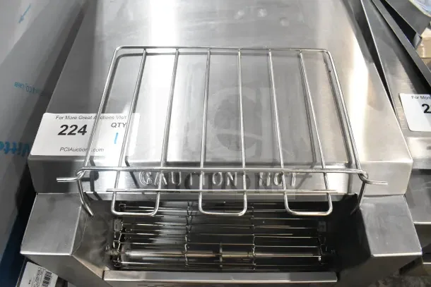 Avantco 184T140 commercial conveyor toaster, brand new with minor scratches, 10" wide, 3" opening, 300 slices/hour.