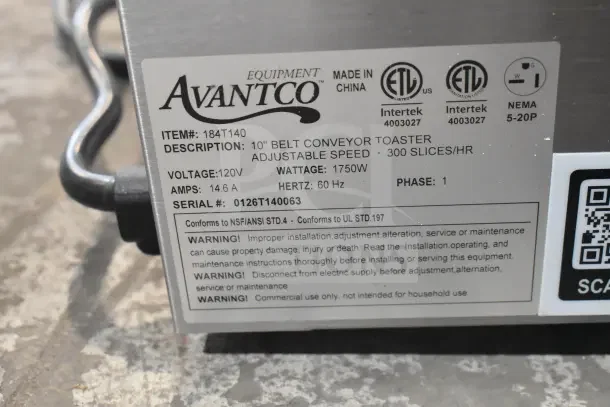 Brand new Avantco 184T140 commercial 10" conveyor toaster. Scratch and dent condition. 300 slices/hr, 120V, 1 phase.