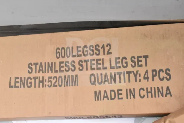 Box with printed text "600LEGSS12 Stainless Steel Leg Set, Length: 520mm, Quantity: 4 PCS, Made in China."