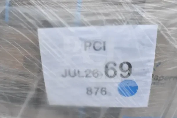 29 new scratch and dent items, including wax paper, portion cups, lids, paper towels. Label: PCI JUL26-69, 876.