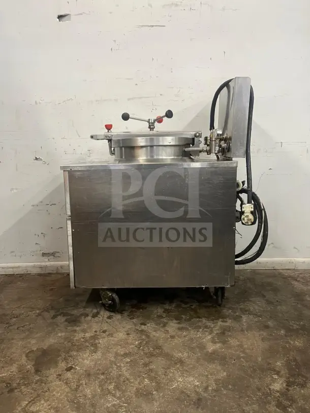 BKI FKM-F 24-inch electric pressure fryer, extra large volume, manual control, stainless steel, used condition.