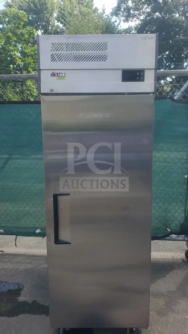 Refrigeration-X XF19-1-N one-section reach-in freezer, 25 1/4", right hinge solid door, 115v, good condition.