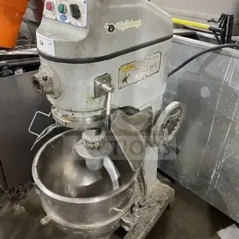 Globe SP60P mixer, 60Qt capacity, stainless steel bowl & guard, with paddle attachment. Model SP60P, SN 7620623, 220V, 1 phase.