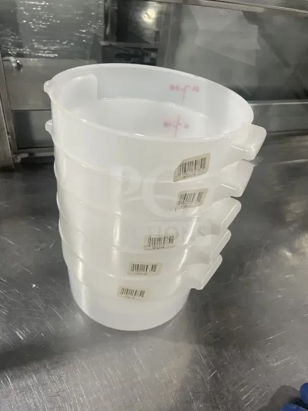 Cambro RFS2148 white polypropylene food containers, stack of 5, commercial grade, with measurement markings and labels visible.