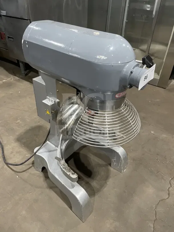 Black Diamond BDPM20 20 Qt. planetary mixer with stainless steel bowl guard, 120V, 1 Phase, on legs, SN: 2209025.
