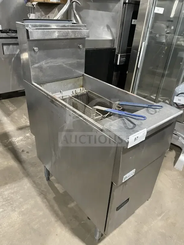 Pitco Commercial Stainless Steel Natural Gas 40 Lb. Deep Fat Fryer, Model SFSG14 JS, with backsplash, basket hanger, and fry basket.