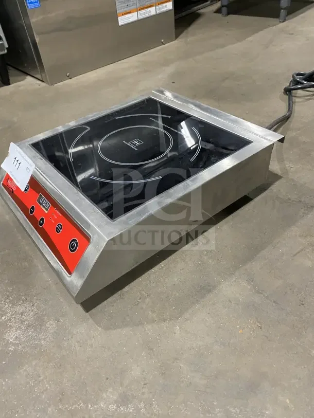 Avantco IC3500 Commercial Induction Range, stainless steel, countertop model, 208-240V, excellent condition.