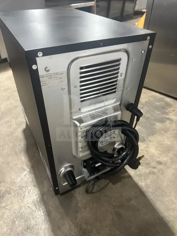 MerryChef Eikon E2S commercial countertop oven, black finish, 208/240V, 1 phase, power cord shown, serial number 2210213092771.
