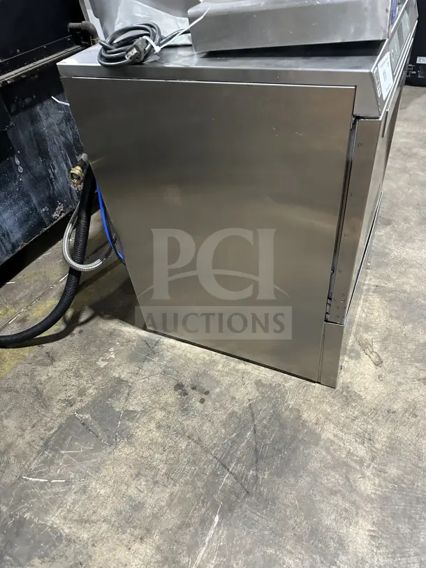 Hobart Advansys LXe Series stainless steel undercounter dishwasher, model LXER, in good condition. Serial #231246445.