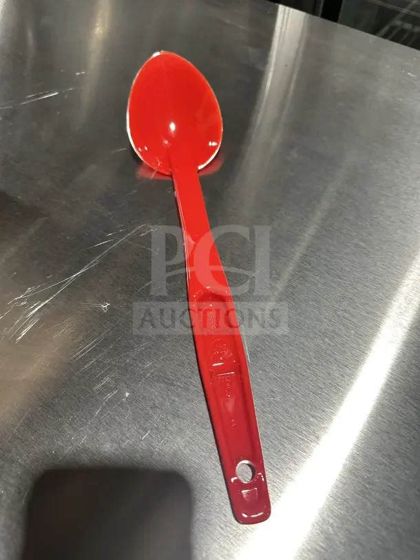 Camwear SPO13CW404 red plastic commercial spoon, 13", brand new. Distinctive smooth finish, durable design.