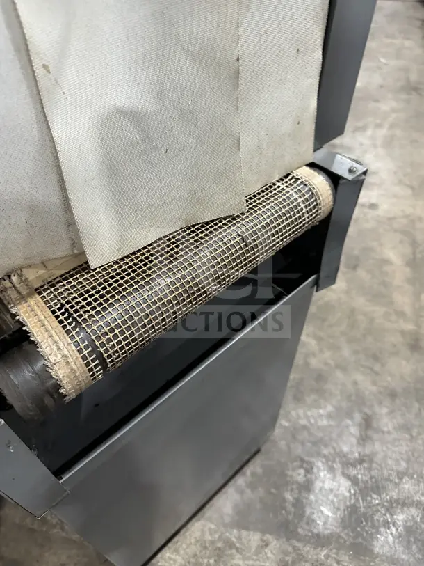Beseler TD1610 shrink wrap system, electric powered, on casters. Heat tunnel with mesh conveyor. 220V, 1 Phase. Serial No: 061300154.