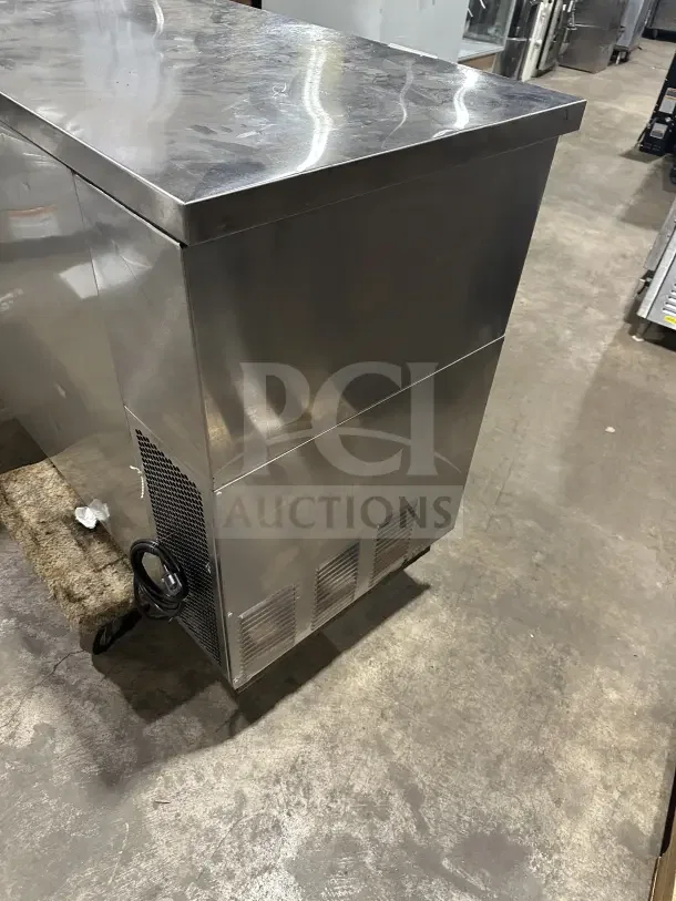 True Commercial Stainless Steel 2-Door Back Bar Cooler, Model TBB-24-48S, black coated wire rack, 115V, 1 phase, SN: 1-4627806.
