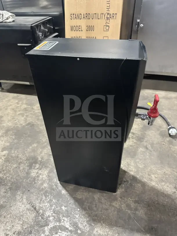 Bunn H5X stainless steel hot water dispenser with digital controls, excellent condition, model H5X, SN HX00083812.