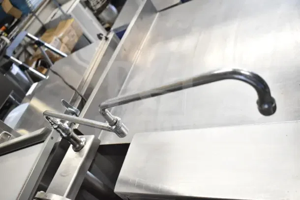 2022 Groen BPM-15EC commercial braising pan, 15-gallon, manual tilt, electric, 208V, 3 phase. Stainless steel, excellent condition.