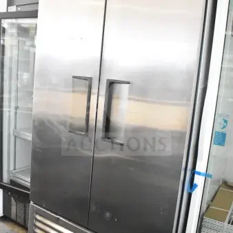2016 True T-35 Commercial 2 Door Reach-In Cooler, stainless steel, on casters, 115V, 1 Phase. Good condition.