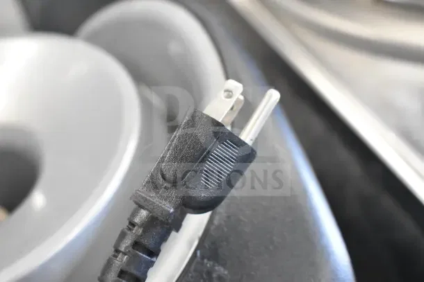 SOBP210ESNS Top Load Water Cooler plug detail, 115 Volts, 1 Phase, emphasizing power connection type.