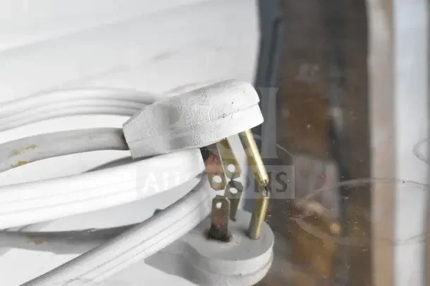 Hoshizaki KM-500MAE Commercial Ice Machine plug with visible electrical damage, 115-120 volts, 1 phase.