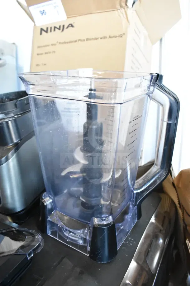 Ninja BN701 Blender with pitcher, clear plastic, robust blades, excellent condition, original box with model details visible.