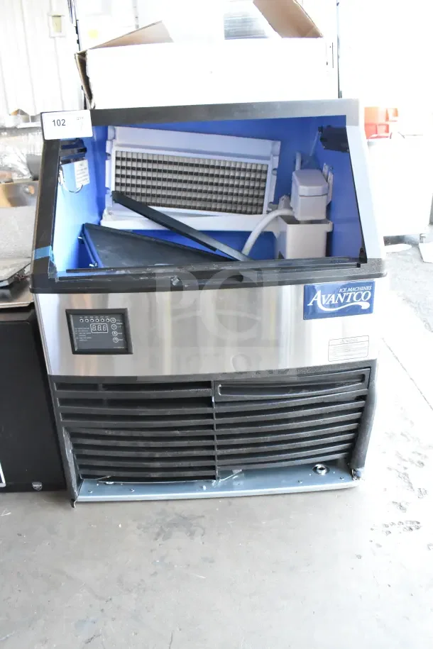 BRAND NEW Avantco 194UCH210A Commercial Undercounter Ice Machine, 222 lb. capacity, stainless steel, visible scratches.