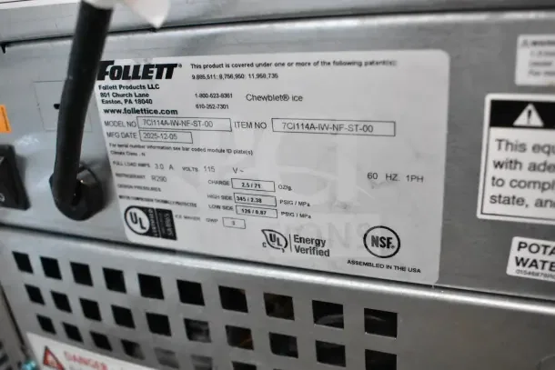 2025 Follett 7CI114A-IW-NF-ST-00 ice dispenser label. Details: 125 lb capacity, 7 lb storage, 115 volts, countertop model.
