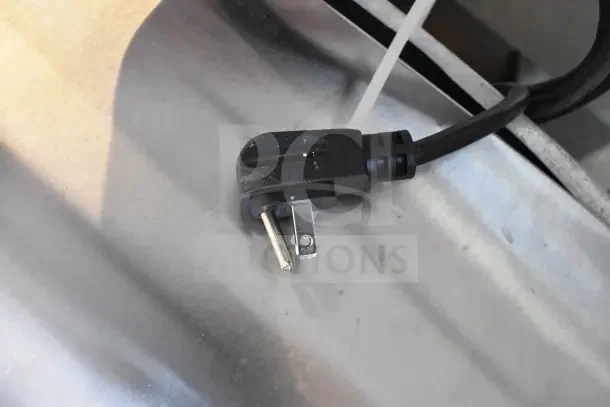 BRAND NEW 2025 Follett 7CI114A-IW-NF-ST-00 countertop water and nugget ice dispenser power plug detail.