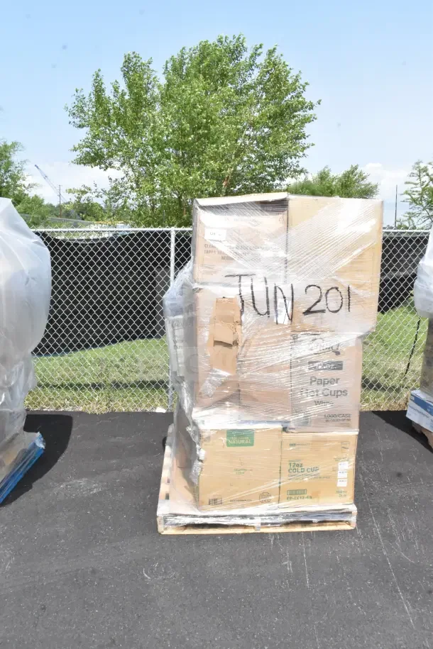 Pallet of 24 new scratch and dent items, including straws, foodservice film, hot dog bags, and cold cups, labeled JUN201.