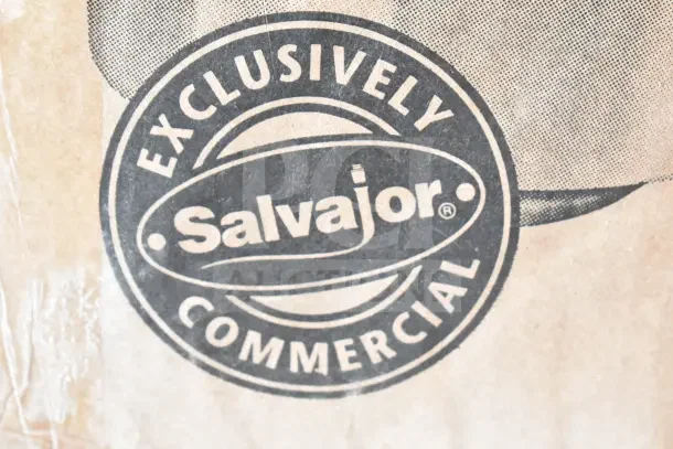 Scotsman KUFM15 Floor Mount Kit, brand new scratch and dent, shows Salvajor logo and "Exclusively Commercial" marking.