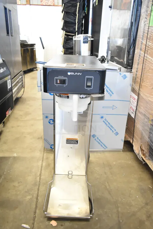 BRAND NEW 2025 Bunn TB3Q Iced Tea Brewer, 3-Gallon, Quickbrew, 120V, scratch & dent, model 36700.0013, stainless finish.