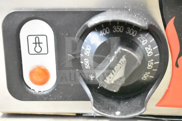 BRAND NEW Vollrath Cayenne 14" Electric Grill, FTA 7016 40715, 120V. Temperature dial visible. Minor scratches.