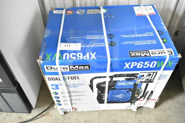 BRAND NEW SCRATCH AND DENT DuroMax XP650WX 264 GPM 3" Dual Fuel Engine Portable Water Pump in box, minor box damage.