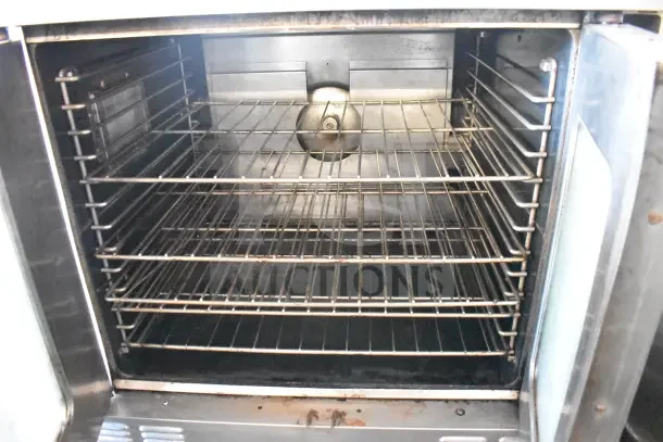 Garland Master 200 commercial convection oven, gas-powered, view-through doors, thermostatic controls, full-size interior.