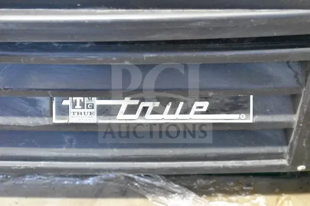 2016 True GDM-10-LD Commercial Cooler, Single Door, 115V, 1 Phase, branded logo visible, good condition.