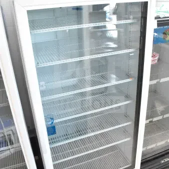 2021 True TSCI-600R-G-PH commercial cooler, single glass door, multiple wire shelves, excellent condition, 115V, 1 phase.