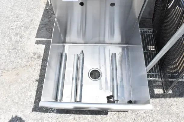 Steelton 522US12424 24"x24"x14" utility sink, stainless steel, dual faucet holes, new condition, for 8" center faucet.