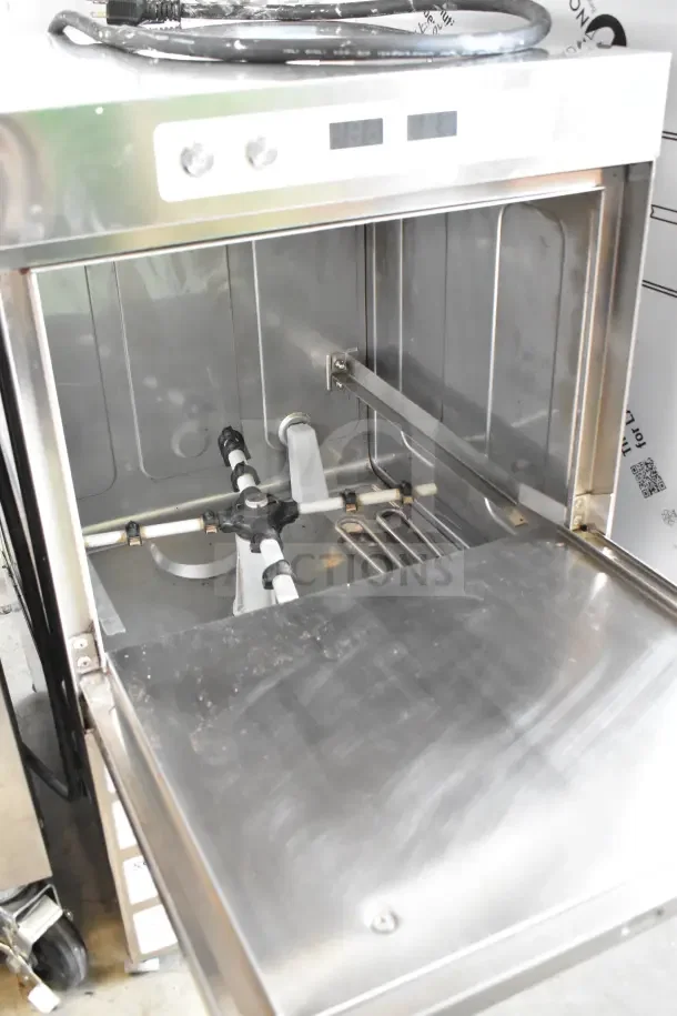 BRAND NEW Noble 495HTDT513 Commercial Hi Temp Glass Washer, 208V/240V, 1 Phase, stainless steel, underbar model, slight dents.
