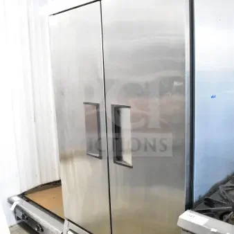 2017 True T-35 commercial 2-door reach-in cooler, stainless steel, 115 volts, 1 phase, good condition.