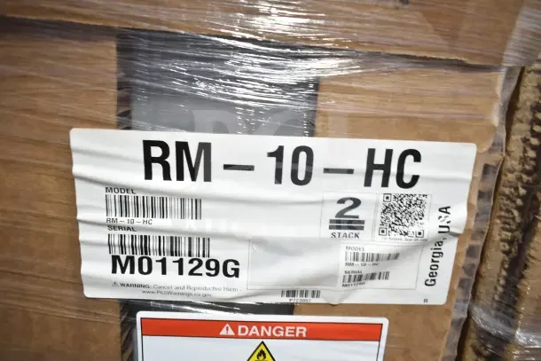 BRAND NEW 2022 Hoshizaki RM-10-HC 25" glass door merchandiser, 115V, 1 phase, serial M01129G, scratch and dent condition.