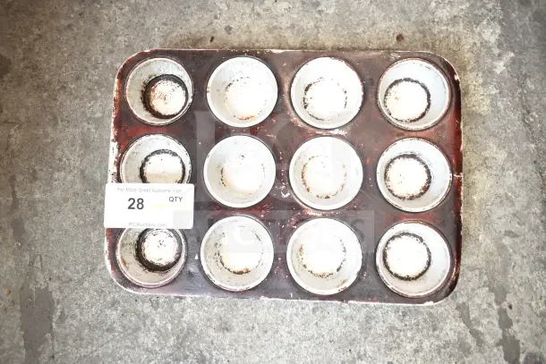 Vintage muffin baking pan, 12 cups, visible wear, item label "28 QTY", part of 40-item auction lot.
