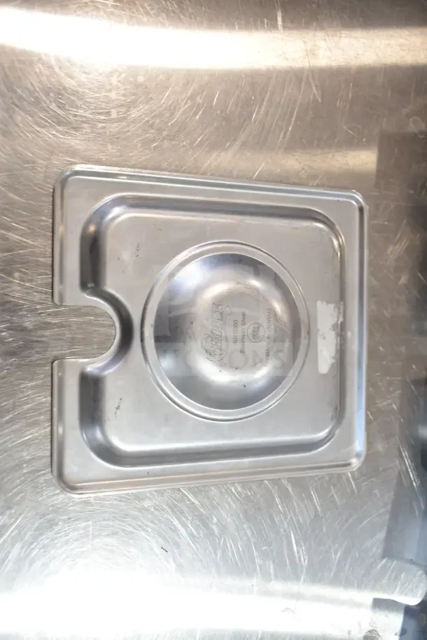 Stainless steel pan with "Choice" branding, model 4070789, made in Vietnam, part of 40-item auction lot.