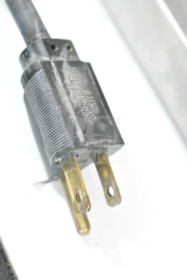 Two-prong power plug for a Bloomfield 8571 Countertop 3 Burner Coffee Machine, 120 volts, 1 phase.