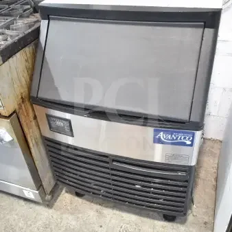 2024 Avantco 194UCF280A undercounter ice machine, full cube, 80 lb. bin, stainless steel, 299 lb. capacity, 115V, 1 Phase.