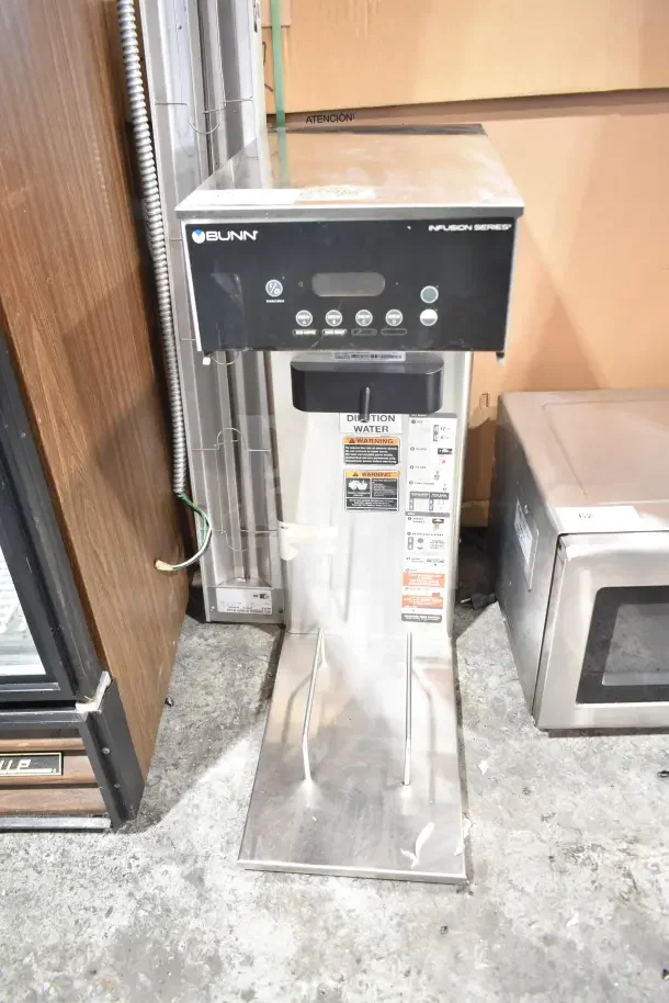 2019 Bunn IC3-DBC 45100.0100 commercial countertop iced tea machine, model IC3-DBC, in used condition. 120V, 1 phase.