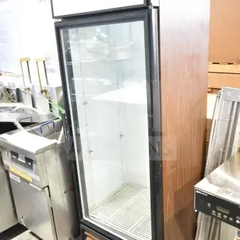 True GDM-19 single door cooler, wood finish, commercial reach-in merchandiser, 115V, 1 phase, visible brand label.