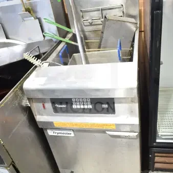 Frymaster GPCSC commercial gas pasta cooker with casters, 80,000 BTU, solid state controls, "Caution Hot" label, clean condition.