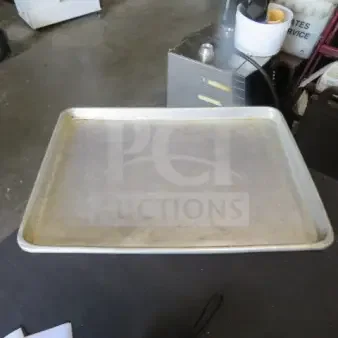 (x5) Half Size Sheet Pan. 5XBID
